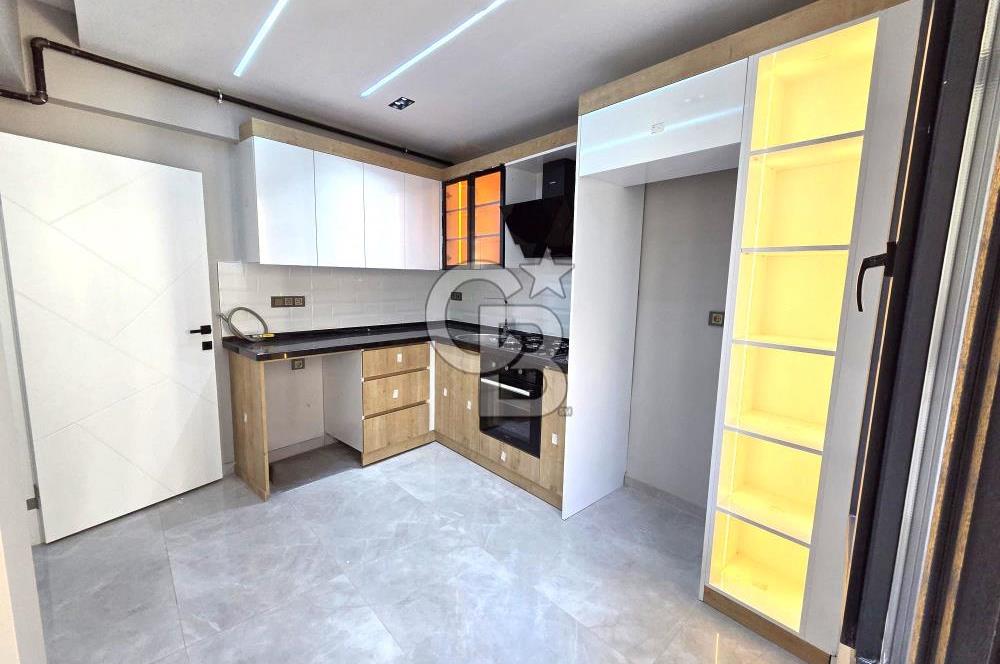 KARŞIYAKA ALABEY'DE DENİZE YÜRÜME MESAFESİN DE 3+1 SATILIK DAİRE