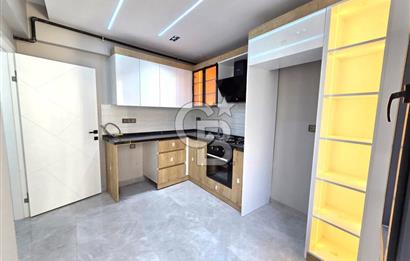 KARŞIYAKA ALABEY'DE DENİZE YÜRÜME MESAFESİN DE 3+1 SATILIK DAİRE