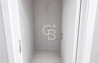 KARŞIYAKA ALABEY'DE DENİZE YÜRÜME MESAFESİN DE 3+1 SATILIK DAİRE