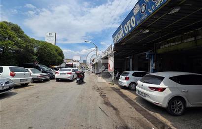 BORNOVA 2.Cİ SANAYİ'DE SATILIK DÜKKAN....