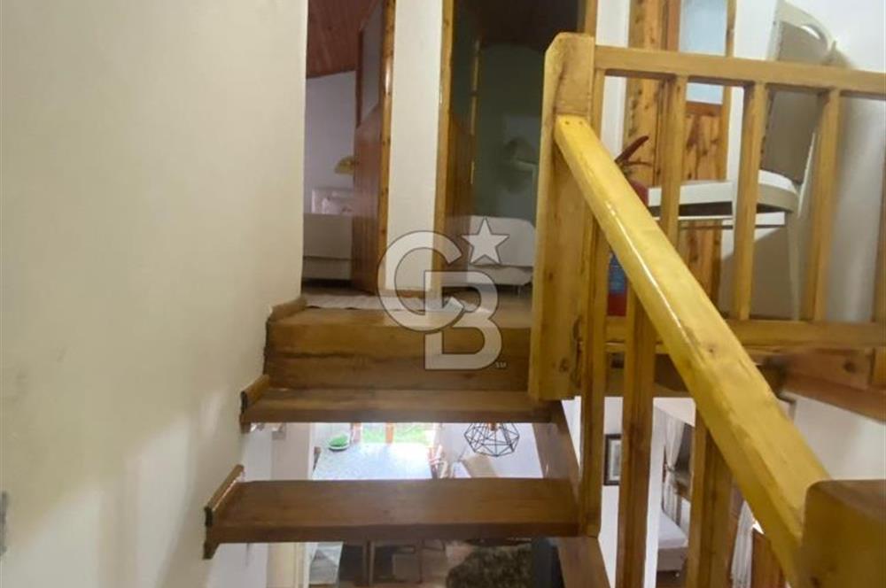 KIŞIN ŞÖMİNE YAZIN VERANDA KEYFİ: ÖZEL KONUMLU 3+1 VİLLA