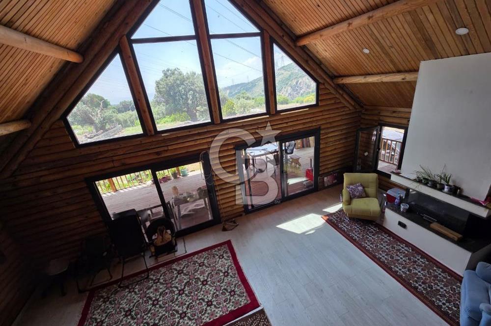 BORNOVA EĞRİDERE'DE 1000 M2 ARSA İÇİNDE AHŞAP BAĞ EVİ SATILIK