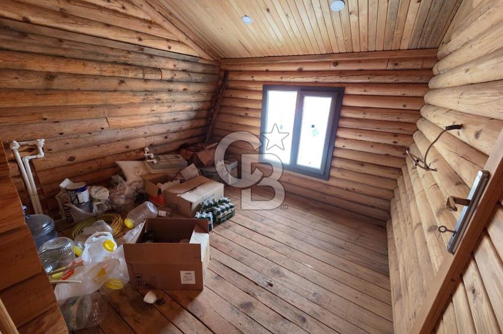 BORNOVA EĞRİDERE'DE 1000 M2 ARSA İÇİNDE AHŞAP BAĞ EVİ SATILIK