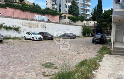 Karşıyaka Örnekköy'de Full Tadilatlı Arakat Satılık Daire