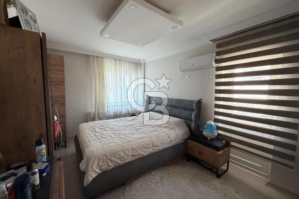 Karşıyaka Örnekköy'de Full Tadilatlı Arakat Satılık Daire