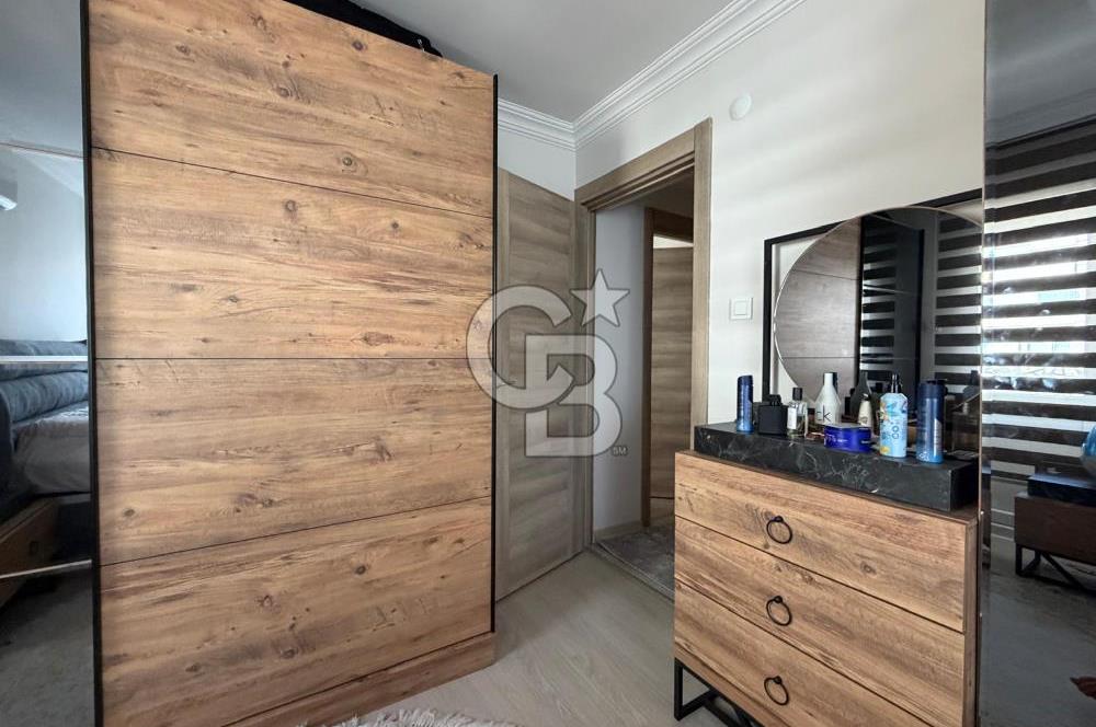 Karşıyaka Örnekköy'de Full Tadilatlı Arakat Satılık Daire