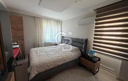Karşıyaka Örnekköy'de Full Tadilatlı Arakat Satılık Daire