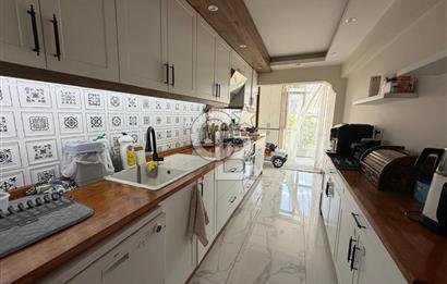 Karşıyaka Örnekköy'de Full Tadilatlı Arakat Satılık Daire