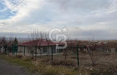 GÖLBAŞI YAĞLIPINAR DA 750 m² GÖL MANZARALI İMARLI ARSA