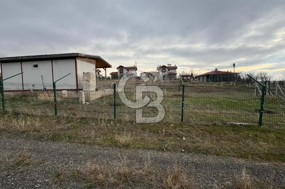 GÖLBAŞI YAĞLIPINAR DA 750 m² GÖL MANZARALI İMARLI ARSA