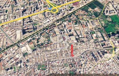 BORNOVA 2.Cİ SANAYİ'DE SATILIK DÜKKAN....
