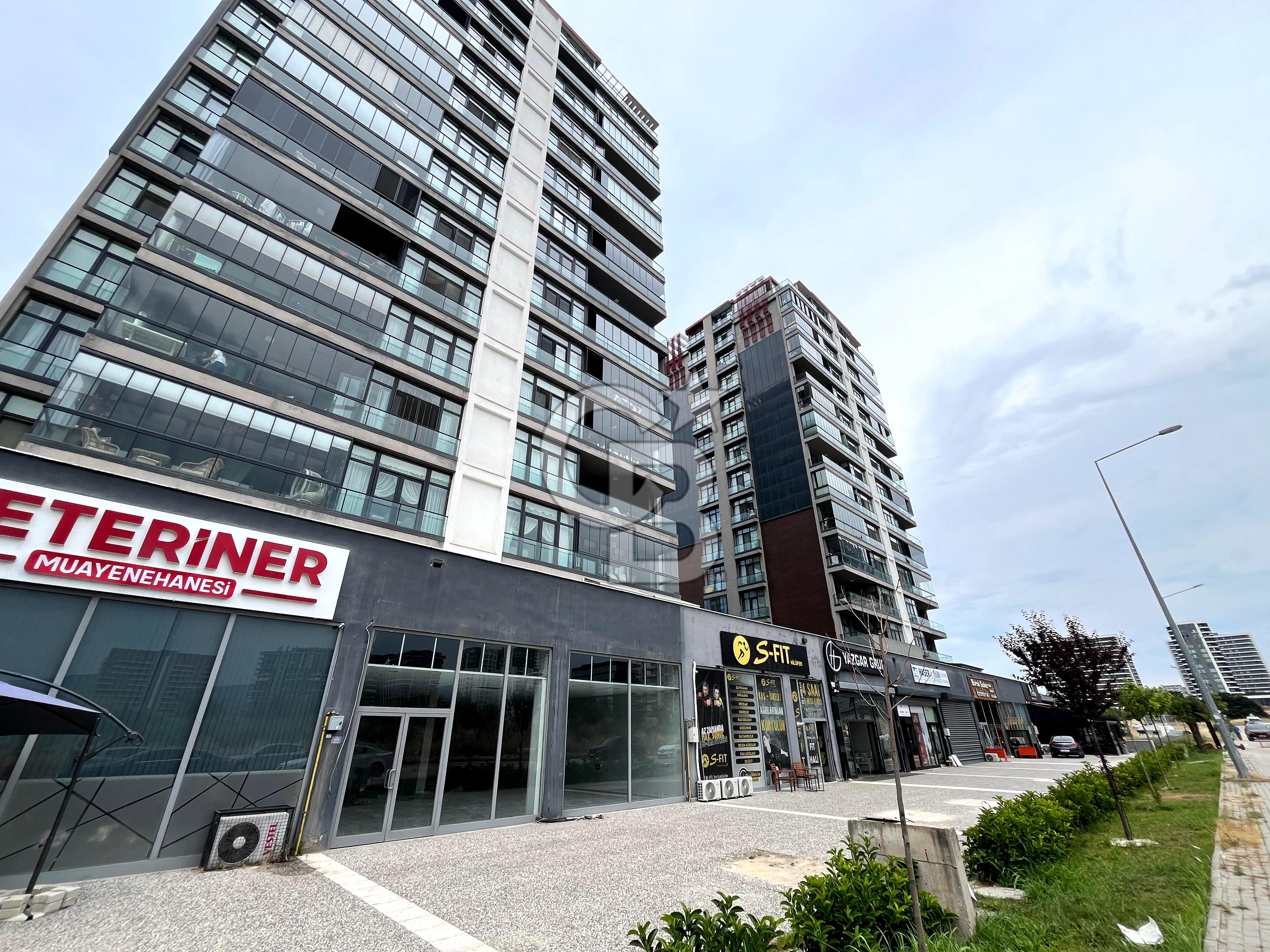 CB BLACK'TEN 23 NİSAN MAHALLESİ'NDE KİRALIK DÜKKAN