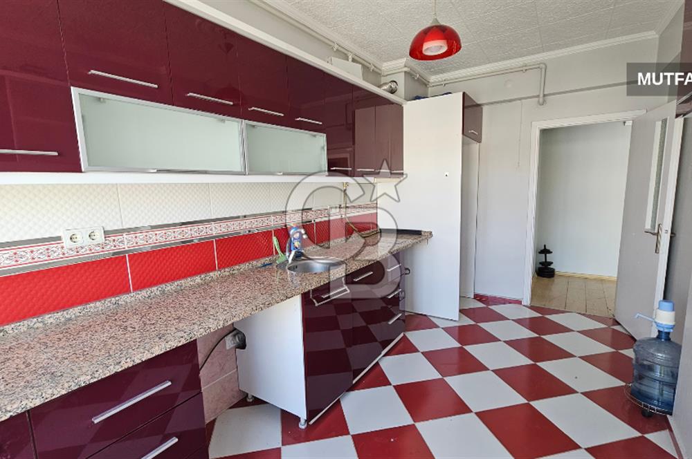 Konak Hatay İnönü Caddesi ve Metro Yakını 3+1 Satılık Daire