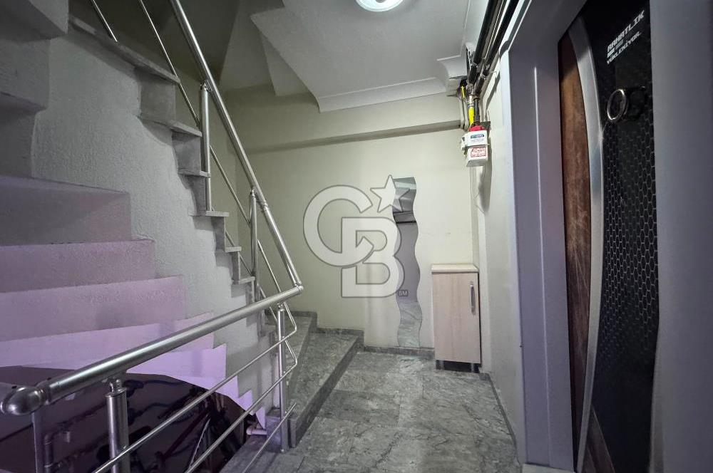 ÇİĞLİ YENİMAHALLE KATTA TEK DAİRE, TAMAMEN YENİLENMİŞ SATILIK 3+1