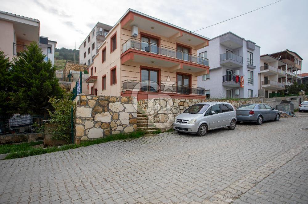 Foça Bağarası Kazım Dirik Mah. Kiralık 2+1 Dubleks