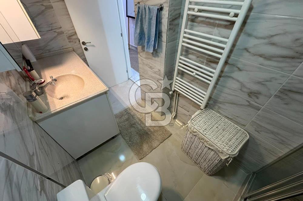 ÇİĞLİ YENİMAHALLE KATTA TEK DAİRE, TAMAMEN YENİLENMİŞ SATILIK 3+1