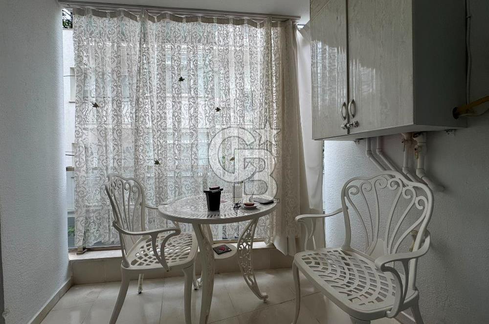 ÇİĞLİ YENİMAHALLE KATTA TEK DAİRE, TAMAMEN YENİLENMİŞ SATILIK 3+1
