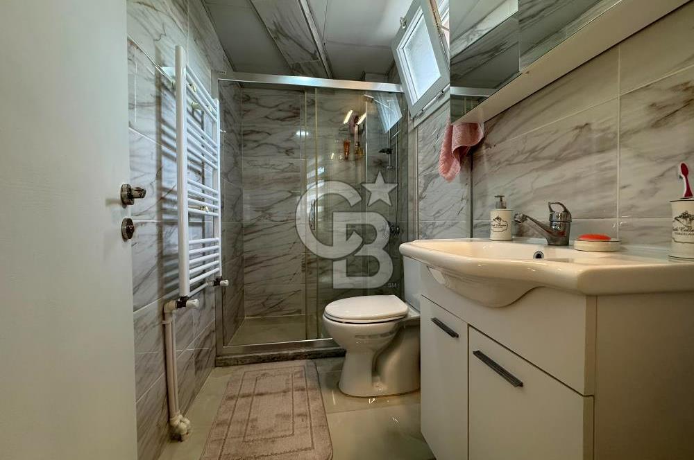 ÇİĞLİ YENİMAHALLE KATTA TEK DAİRE, TAMAMEN YENİLENMİŞ SATILIK 3+1