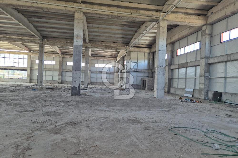 SARAY SANAYİ BÖLGESİNDE 5400.m² KAPALI ALANI BULUNAN SATILIK FABRİKA BİNASI