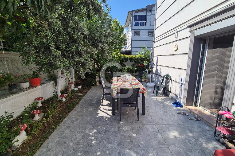 LALEZAR VİLLALARINDA PRESTİJLİ SATILIK TRİPLEKS