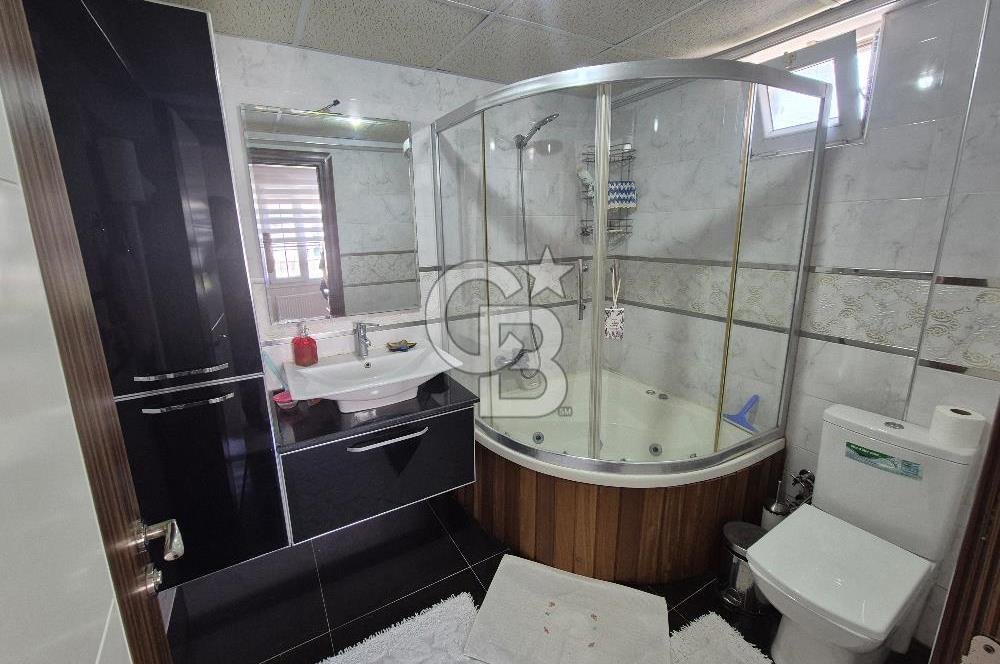 LALEZAR VİLLALARINDA PRESTİJLİ SATILIK TRİPLEKS