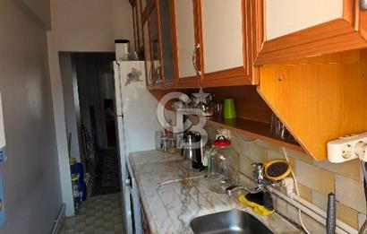 Ortaköy de Eşyalı Sahile Yakın Yokuşsuz 1+1 Kiralık Daire