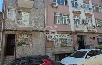 Ortaköy de Eşyalı Sahile Yakın Yokuşsuz 1+1 Kiralık Daire