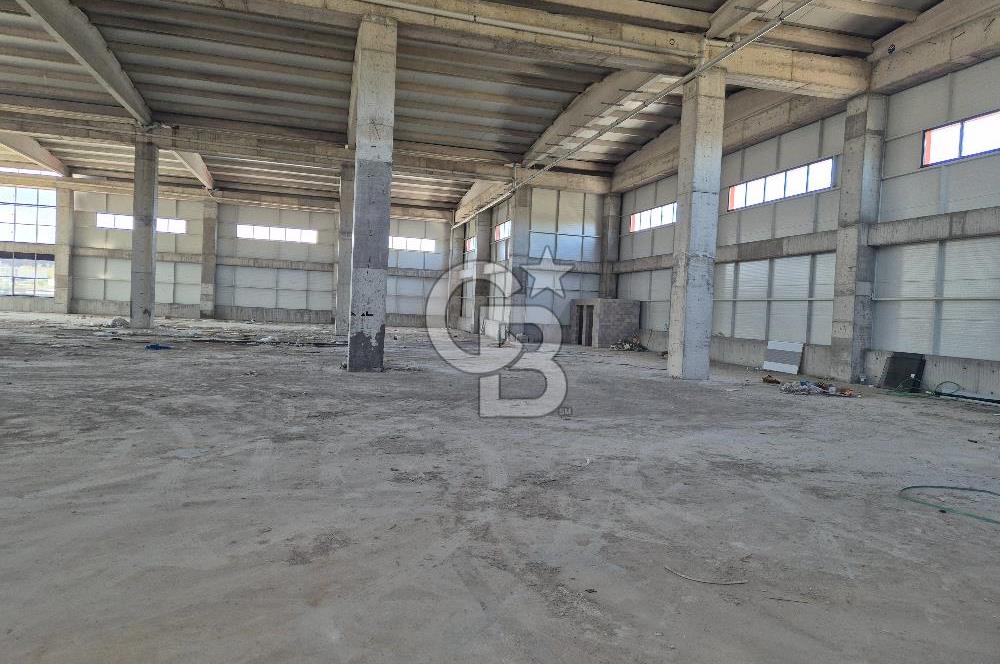 SARAY SANAYİ BÖLGESİNDE 5400.m² KAPALI ALANI BULUNAN SATILIK FABRİKA BİNASI