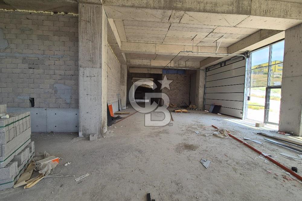 SARAY SANAYİ BÖLGESİNDE 5400.m² KAPALI ALANI BULUNAN SATILIK FABRİKA BİNASI