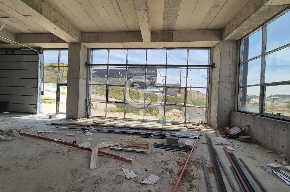 SARAY SANAYİ BÖLGESİNDE 5400.m² KAPALI ALANI BULUNAN SATILIK FABRİKA BİNASI