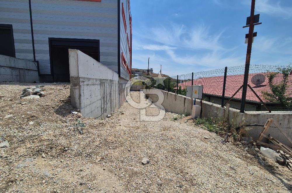 SARAY SANAYİ BÖLGESİNDE 5400.m² KAPALI ALANI BULUNAN SATILIK FABRİKA BİNASI