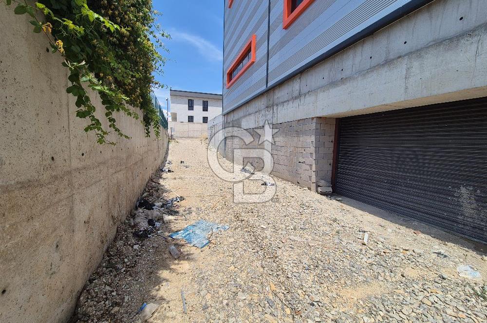 SARAY SANAYİ BÖLGESİNDE 5400.m² KAPALI ALANI BULUNAN SATILIK FABRİKA BİNASI