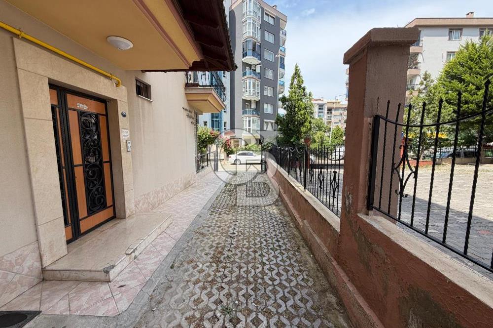 Narlı Mahallesi'nde Metroya Yakın, Ebeveyn Banyolu, Masrafsız Özel Daire