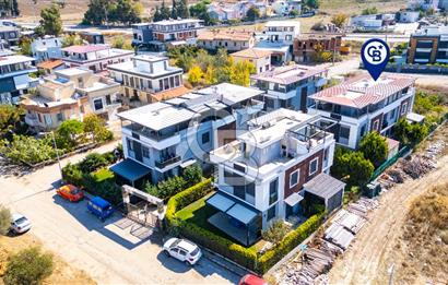 Yeni Foça Gencelli de Satılık 3+1 Teraslı Bahçeli Dubleks