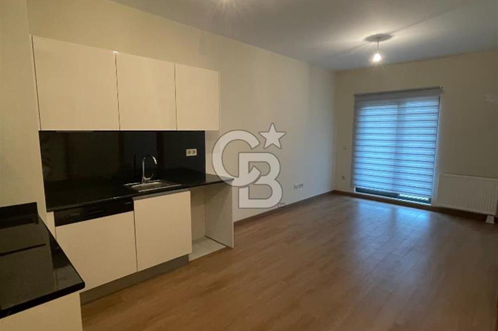 SANCAKTEPE NEF 19 SİTESİNDE SATILIK BALKONLU 1+1 LÜKS DAİRE