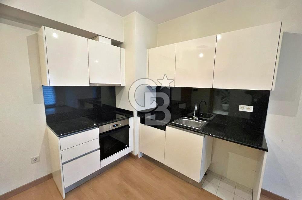 SANCAKTEPE NEF 19 SİTESİNDE SATILIK BALKONLU 1+1 LÜKS DAİRE