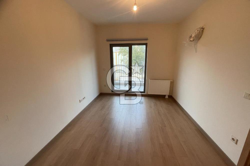 SANCAKTEPE NEF 19 SİTESİNDE SATILIK BALKONLU 1+1 LÜKS DAİRE