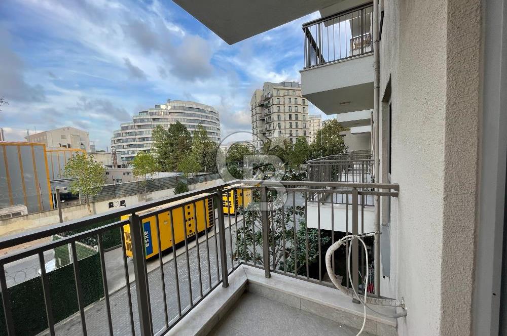 SANCAKTEPE NEF 19 SİTESİNDE SATILIK BALKONLU 1+1 LÜKS DAİRE