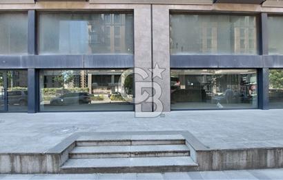 SİNPAŞ FİNANS ŞEHİR PARK ETABINDA GENİŞ CEPHELİ KİRALIK DÜKKAN