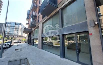 SİNPAŞ FİNANS ŞEHİR PARK ETABINDA GENİŞ CEPHELİ KİRALIK DÜKKAN