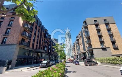 SİNPAŞ FİNANS ŞEHİR PARK ETABINDA KÖŞE KİRALIK TİCARİ DÜKKAN