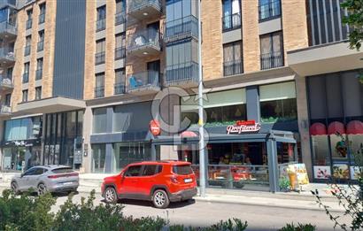 SİNPAŞ FİNANS ŞEHİR PARK ETABINDA GENİŞ CEPHELİ KİRALIK DÜKKAN