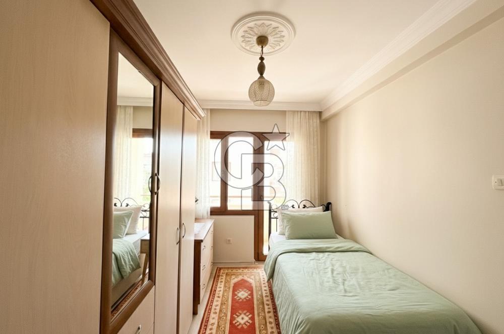 Foça Cumhuriyet Mah. Satılık Deniz Manzaralı 3+1 Villa