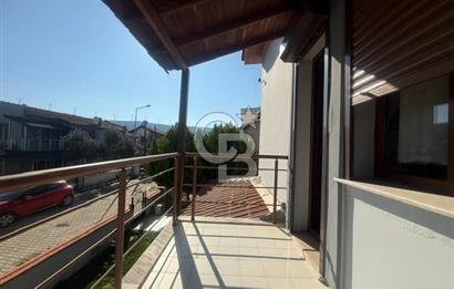 Foça Cumhuriyet Mah. Satılık Deniz Manzaralı 3+1 Villa