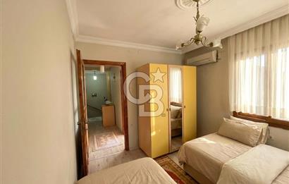 Foça Cumhuriyet Mah. Satılık Deniz Manzaralı 3+1 Villa