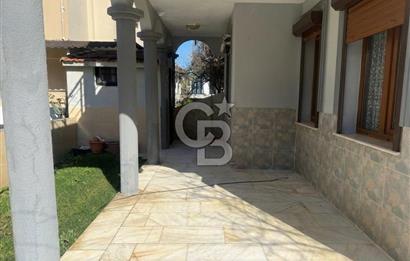Foça Cumhuriyet Mah. Satılık Deniz Manzaralı 3+1 Villa