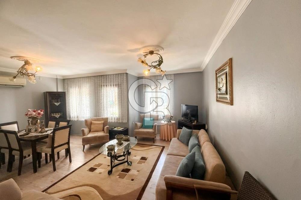 Foça Cumhuriyet Mah. Satılık Deniz Manzaralı 3+1 Villa