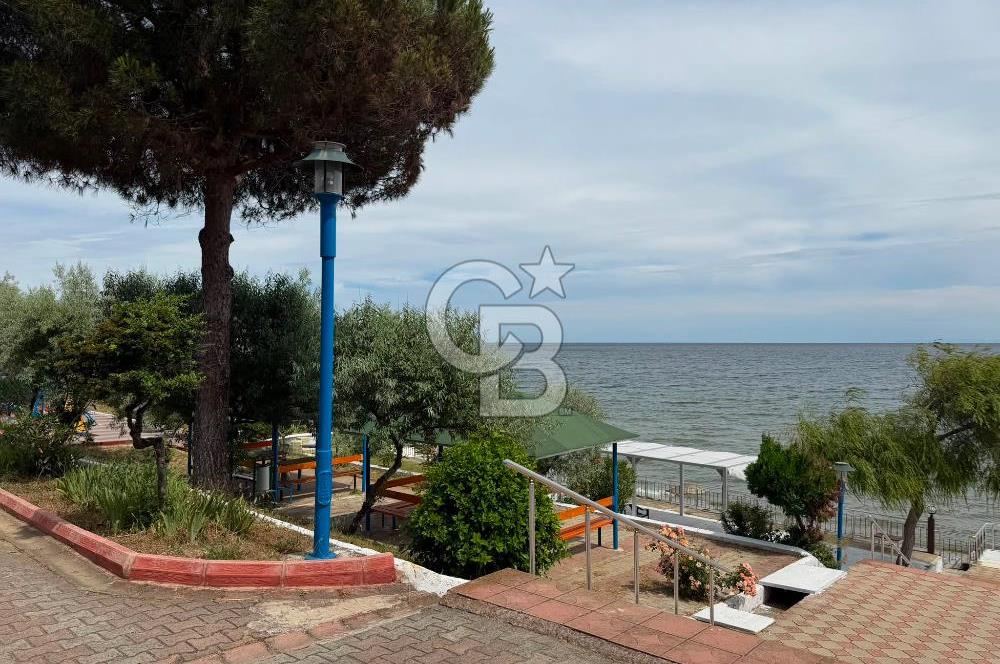 Tekirdağ Yenice I Özel Plajlı Sitede Satılık 4+1 Tripleks VillA