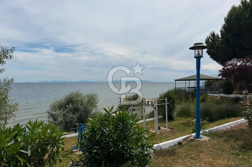 Tekirdağ Yenice I Özel Plajlı Sitede Satılık 4+1 Tripleks VillA