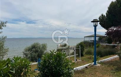 Tekirdağ Yenice I Özel Plajlı Sitede Satılık 4+1 Tripleks VillA